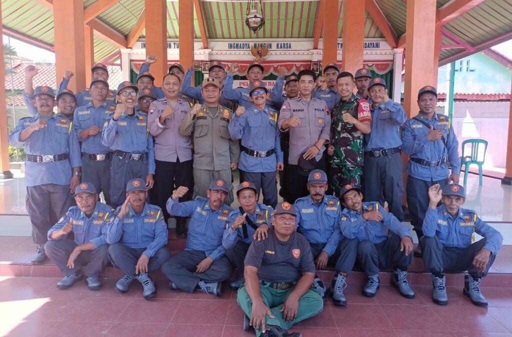 Kegiatan Pelatihan Satlinmas di Desa Kuripan Kidul Meningkatkan Keamanan Masyarakat