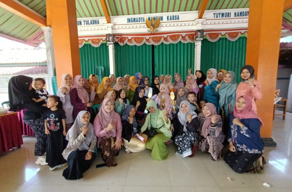 Rayakan Hari Ibu Ke-97, PKK Kuripan Kidul Adakan Lomba Kudapan